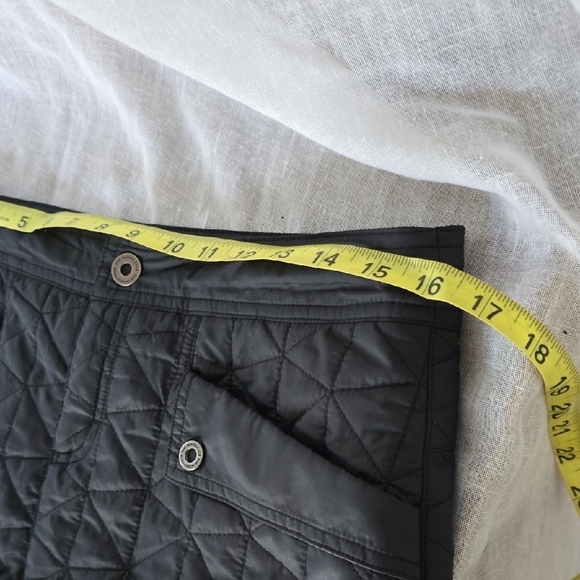 The North Face Quilted Mini Skirt in Black - Picture 6 of 9